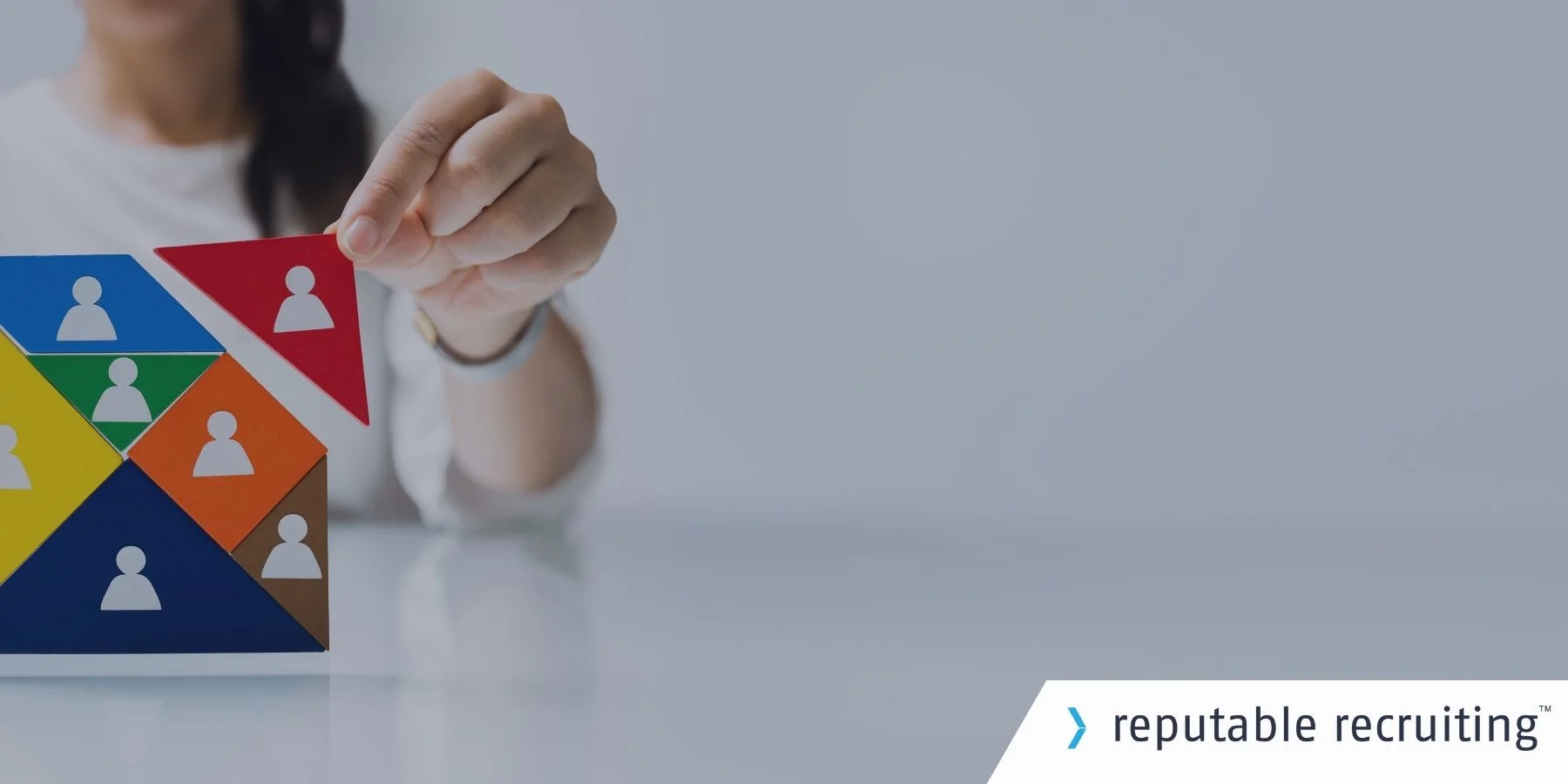 HOW TO CHOOSE THE BEST RECRUITING MODEL FOR YOUR BUSINESS